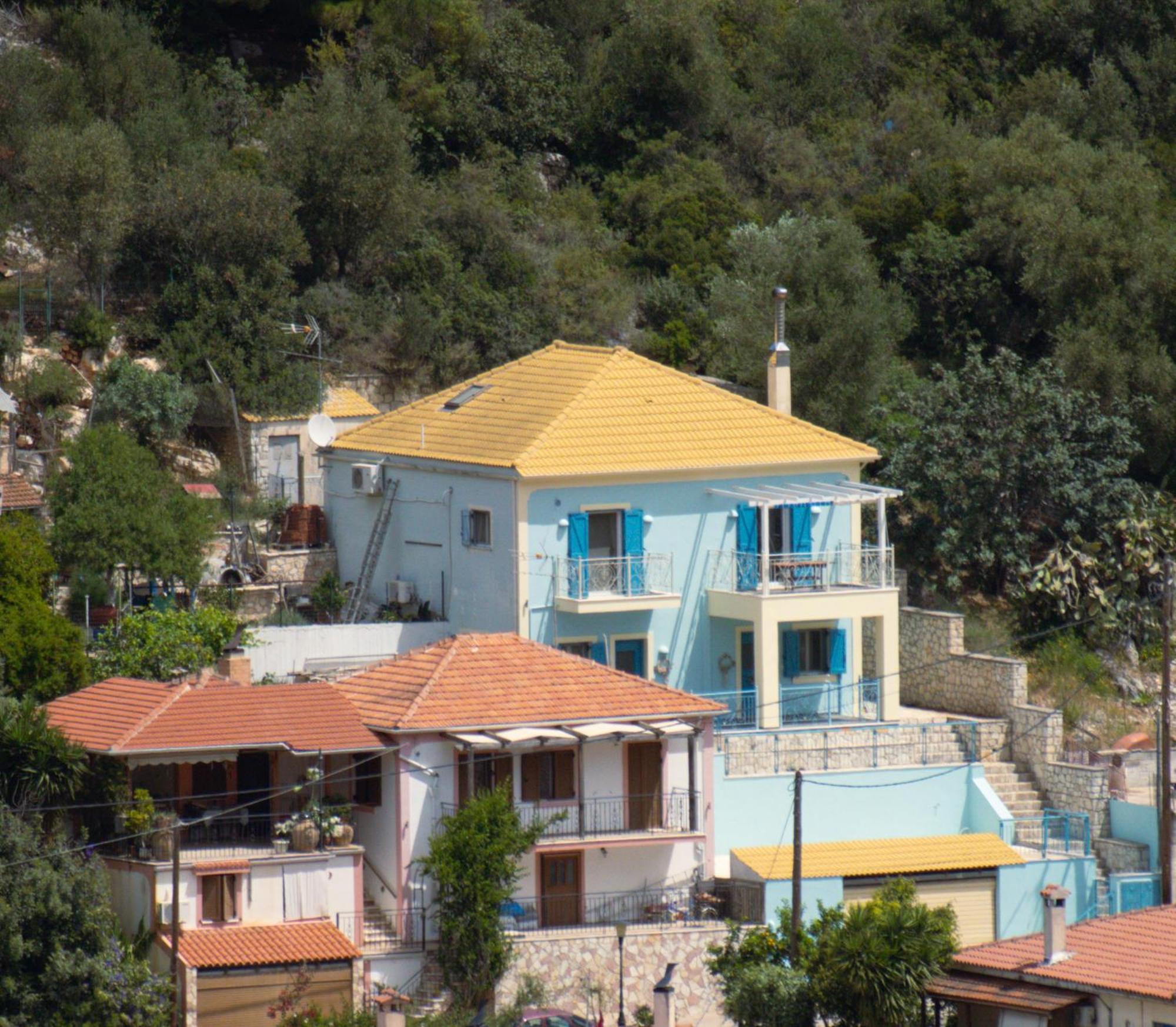 Portolos Apartments - Filiatro バティ エクステリア 写真
